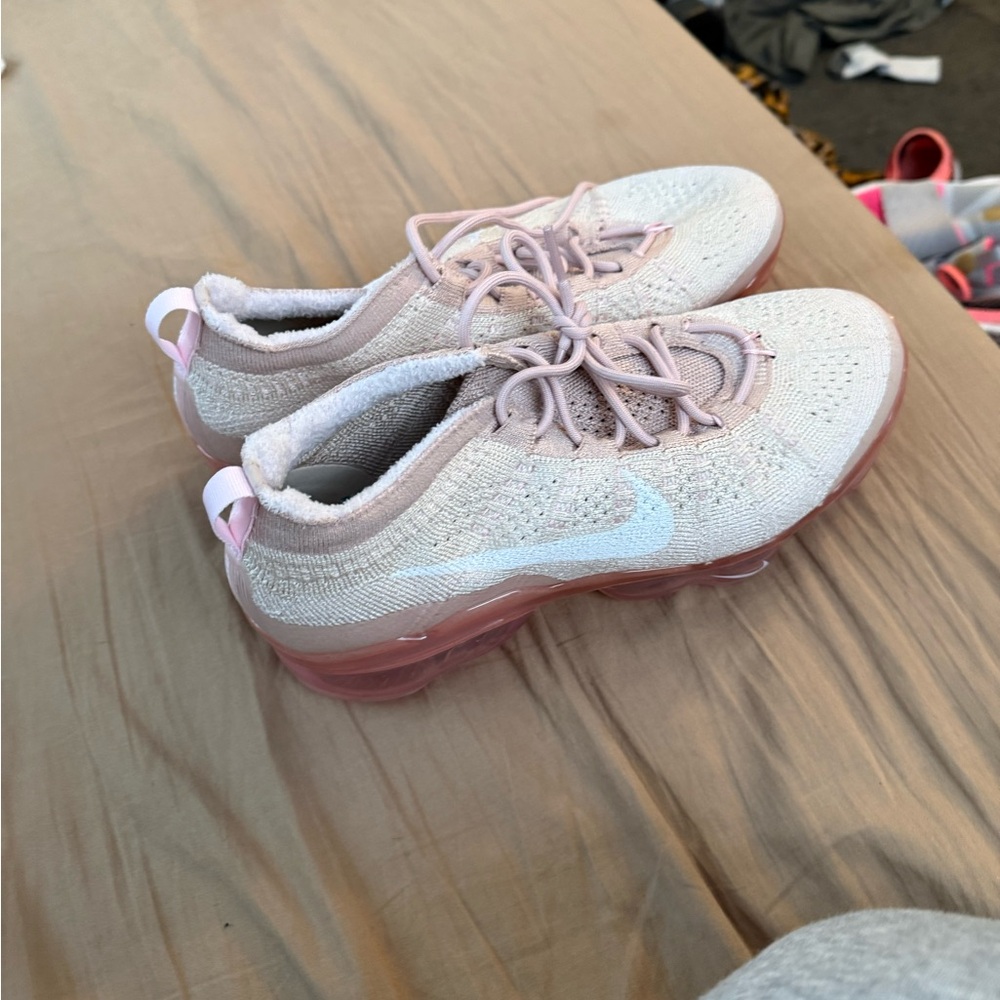 Nike Womens Light Pink and White Sneakers